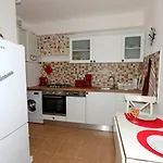 John With Mountain View & Parking Option, Modern In Old Town * براشوف