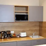 John With Mountain View & Parking Option, Modern In Old Town Brasov