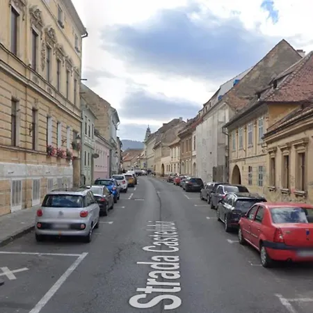John Old Town With Mountain View And Parking Apartmán Brašov