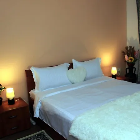 John Residence Brasov Apartments With Mountain View & Parking Option, Modern Studio In Old Town Апартаменты *