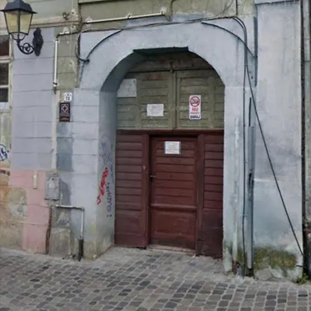 John With Parking Option 4* 브라쇼브