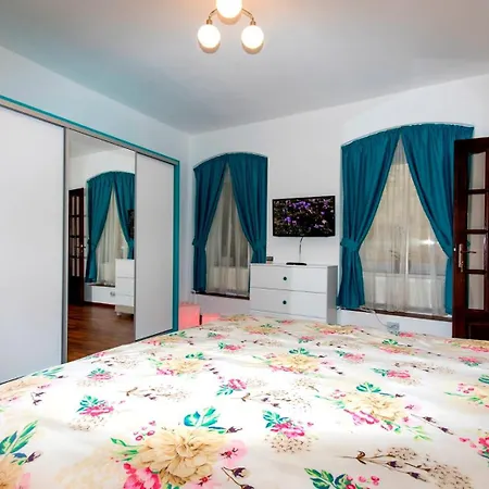 아파트 John With Parking Option 브라쇼브