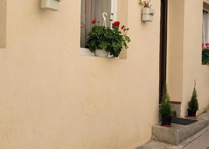 Apartment John With Parking Option 4*