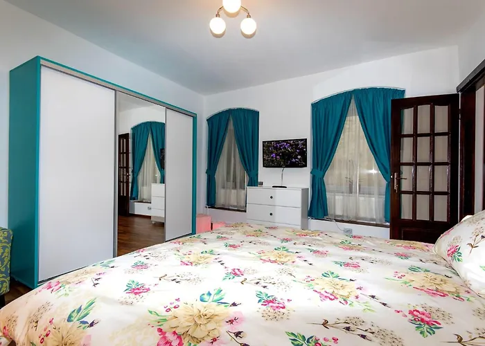 John With Parking Option 4* Brasov