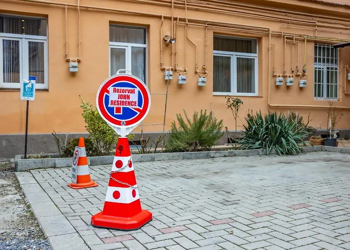 John Residence Brasov Apartments With Mountain View & Parking Option, Modern Studio In Old Town *