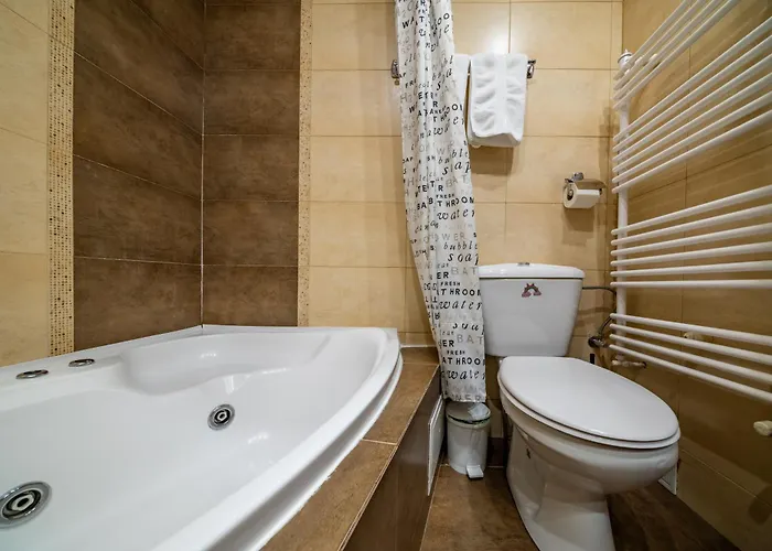 John Residence Brasov Apartments With Mountain View & Parking Option, Modern Studio In Old Town