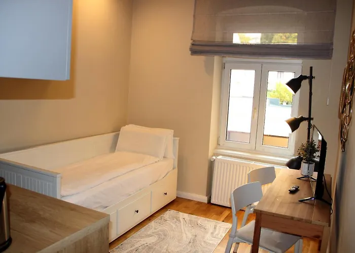 John Residence Brasov Apartments With Mountain View & Parking Option, Modern Studio In Old Town Brașov