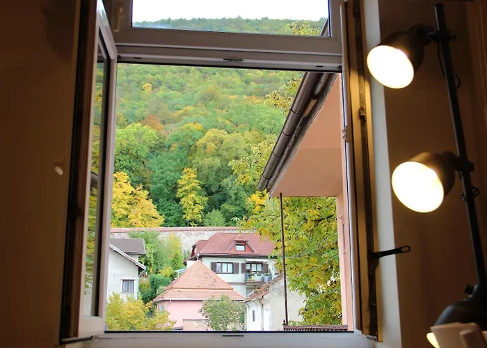 Apartment John Residence Brasov Apartments With Mountain View & Parking Option, Modern Studio In Old Town